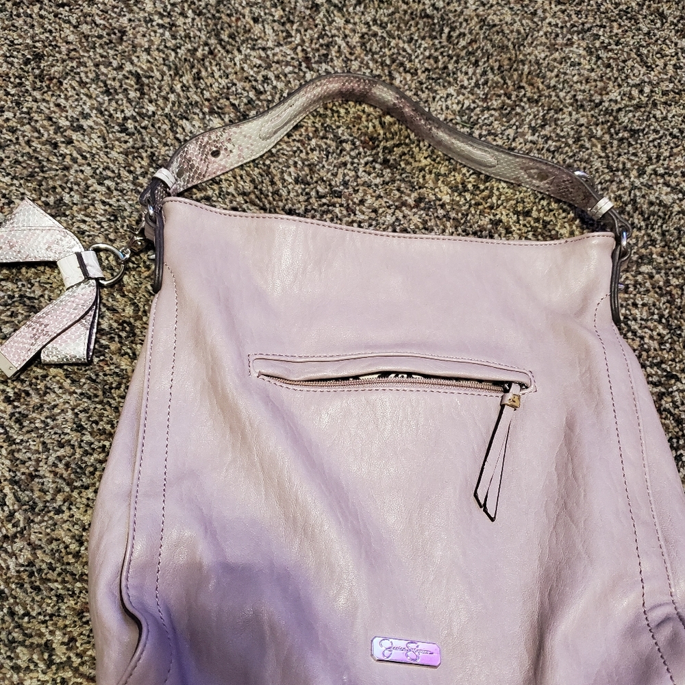 Hand bag